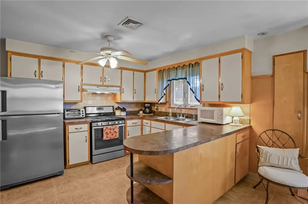 10 Windmill Street Pawtucket RI 02860
