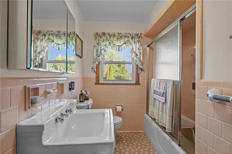 10 Windmill Street Pawtucket RI 02860