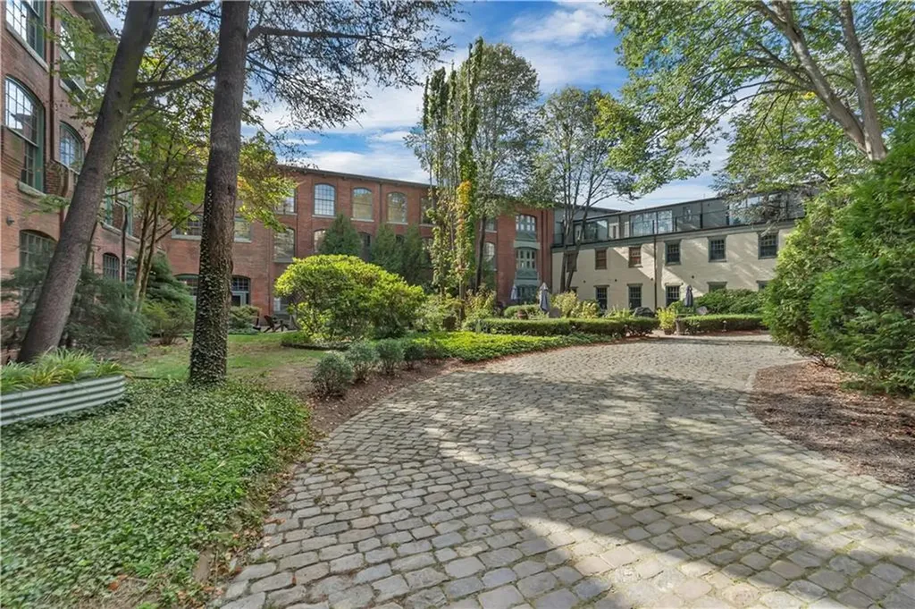 555 S Water Street Providence RI 02906