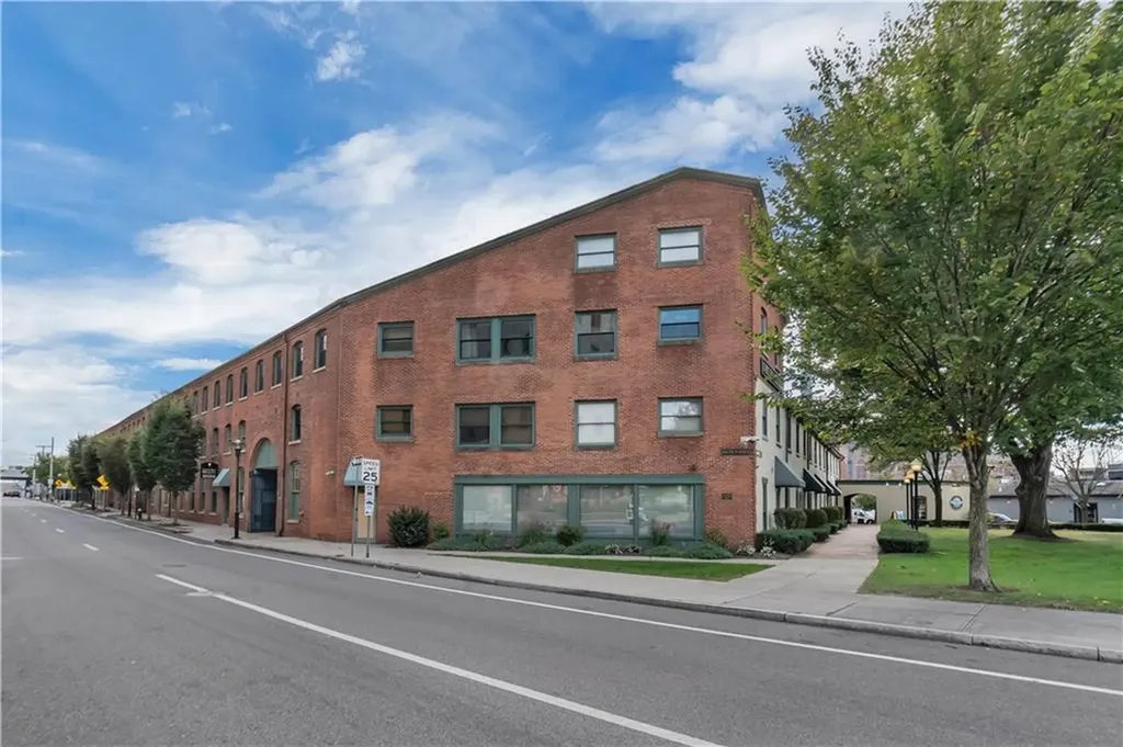 555 S Water Street Providence RI 02906