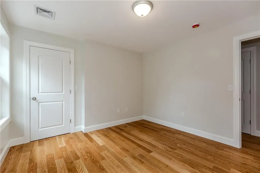 325 Inez Avenue Warwick RI 02886