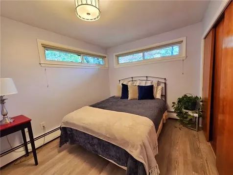 141 Glen Ridge Road Cranston RI 02920