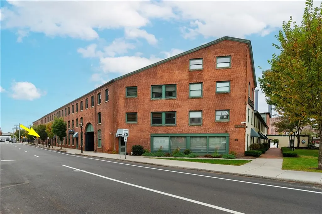 555 S Water Street Providence RI 02903