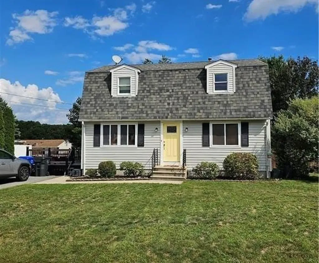 12 Longbow Drive West Warwick RI 02893