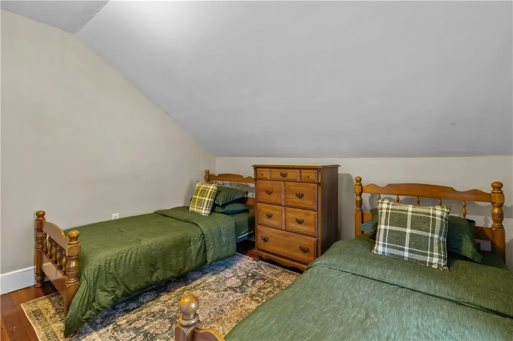 342 Warwick Neck Avenue Warwick RI 02889