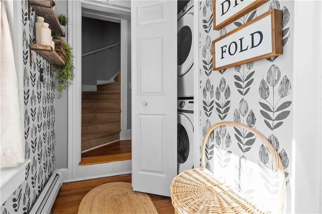 342 Warwick Neck Avenue Warwick RI 02889