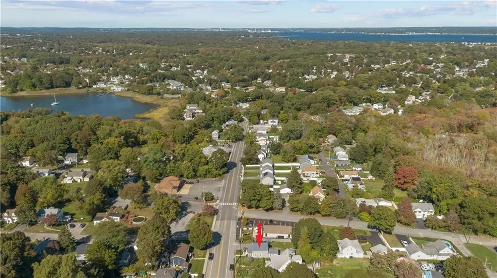 342 Warwick Neck Avenue Warwick RI 02889