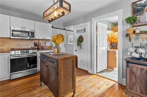 342 Warwick Neck Avenue Warwick RI 02889