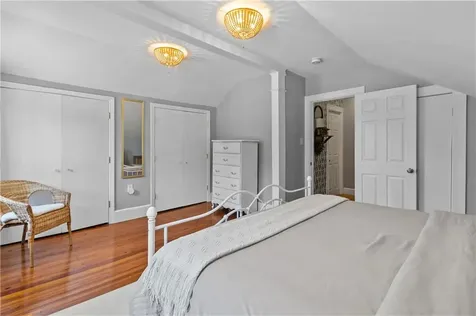 342 Warwick Neck Avenue Warwick RI 02889