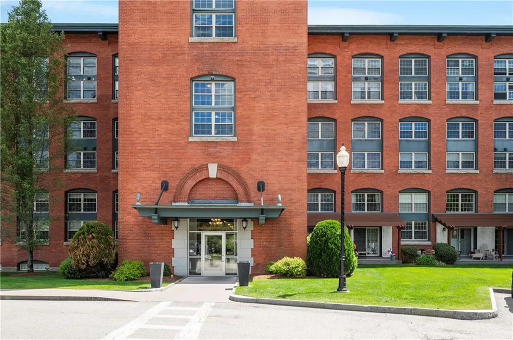 1 Tupperware Drive North Smithfield RI 02896