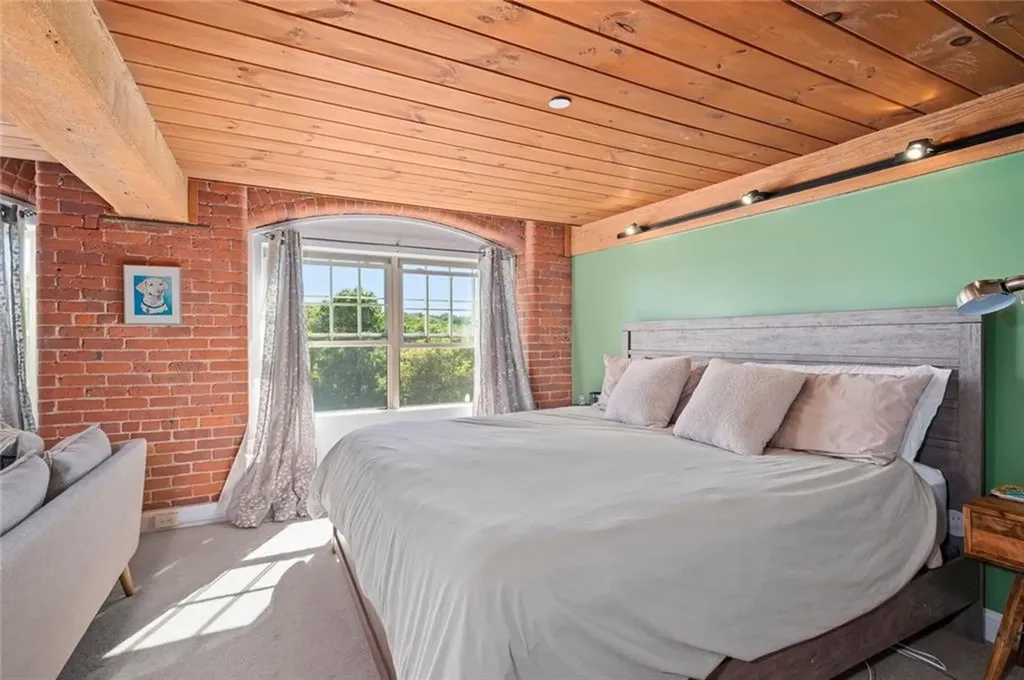 1 Tupperware Drive North Smithfield RI 02896