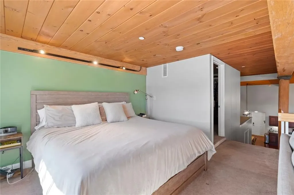 1 Tupperware Drive North Smithfield RI 02896