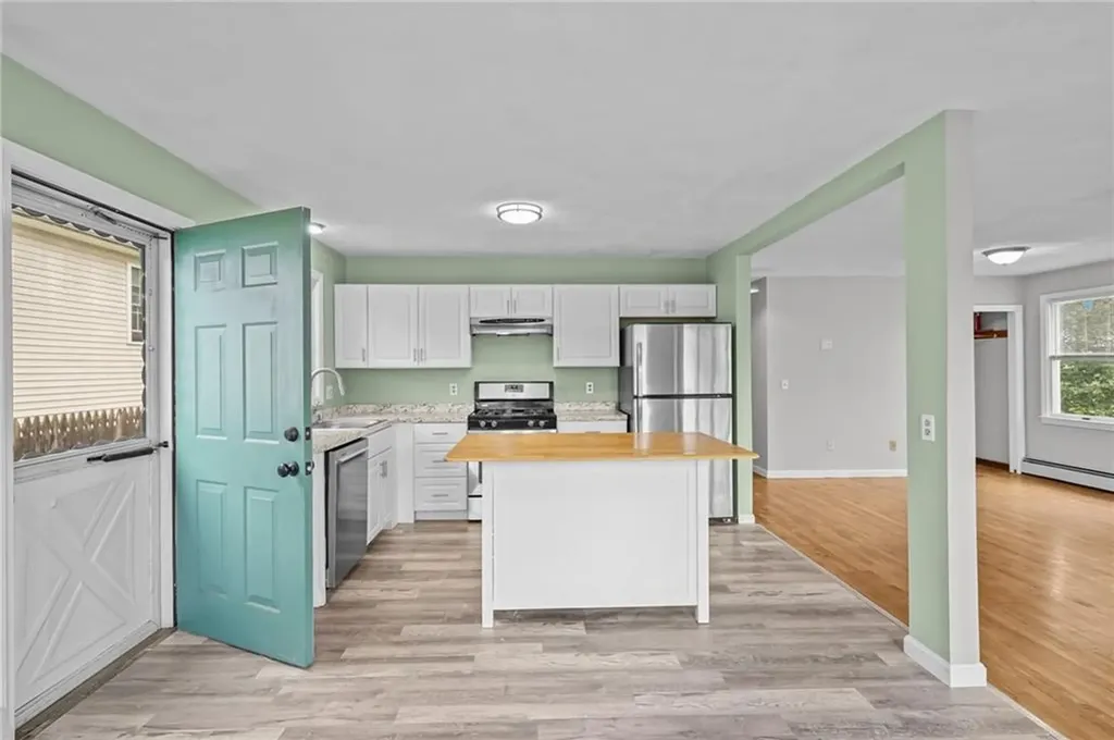 111 Raphael Avenue Providence RI 02904