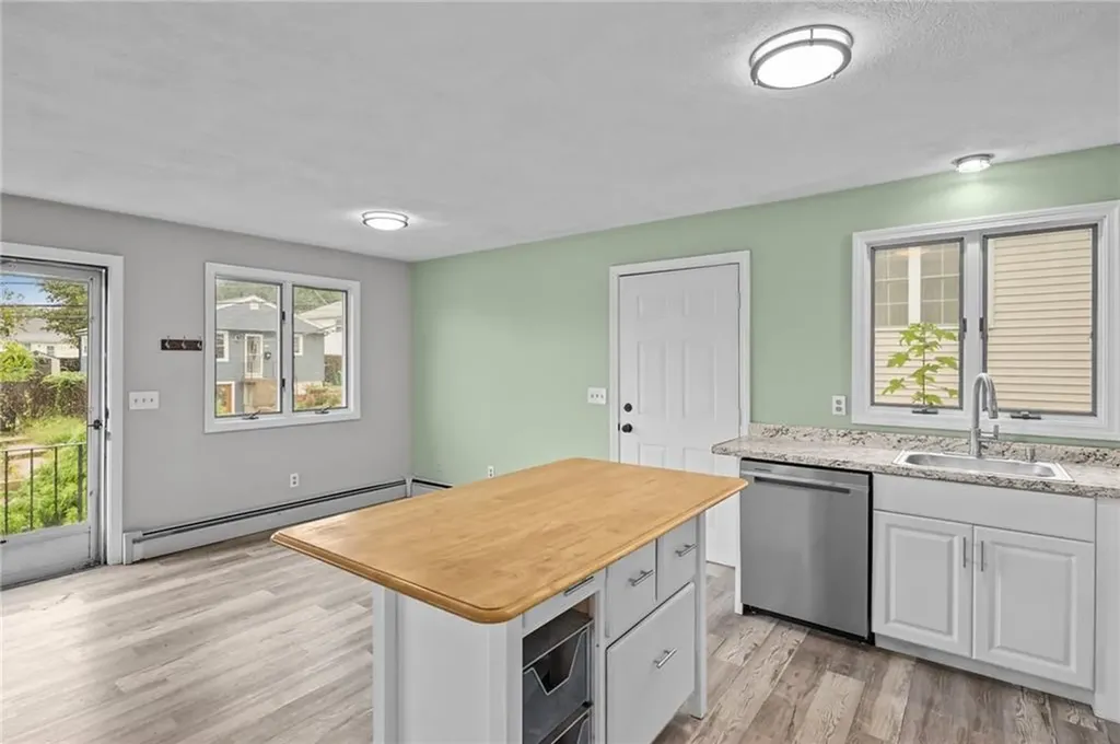 111 Raphael Avenue Providence RI 02904