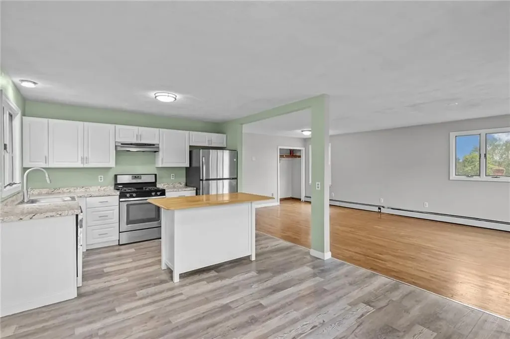 111 Raphael Avenue Providence RI 02904