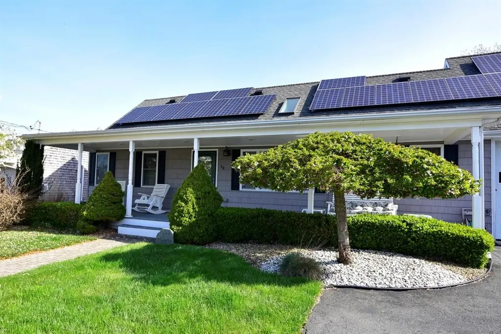 62 Reposa Square Portsmouth RI 02871