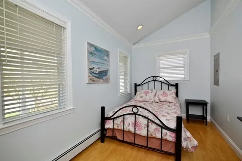 62 Reposa Square Portsmouth RI 02871