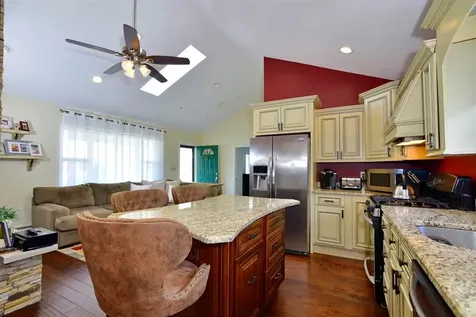 62 Reposa Square Portsmouth RI 02871