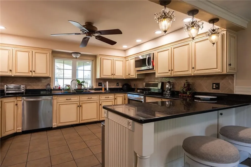 2894 Mendon Road Cumberland RI 02864