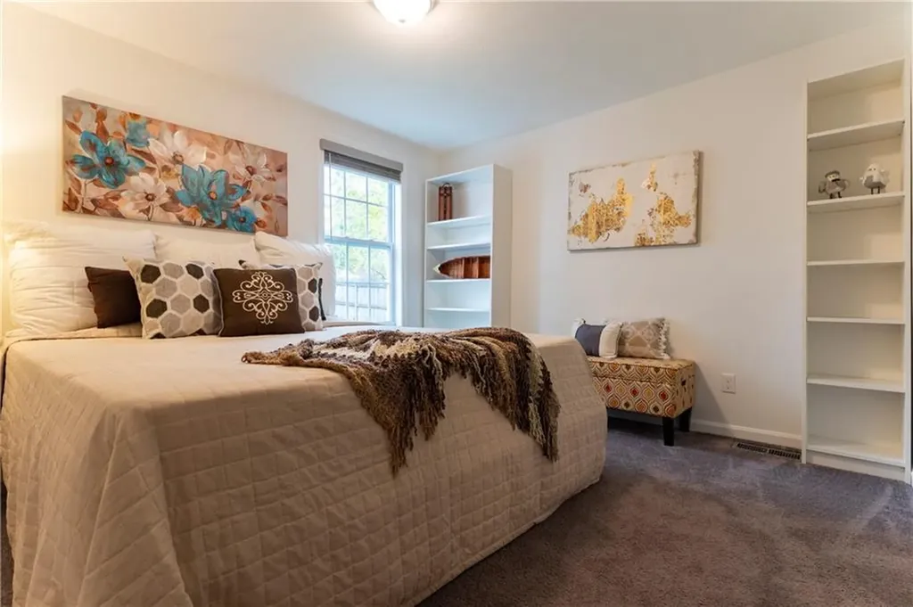 319 Arlington Avenue Warwick RI 02889