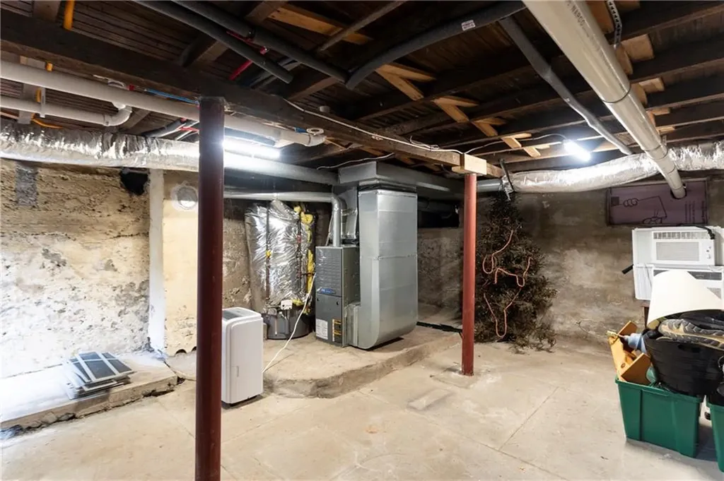 319 Arlington Avenue Warwick RI 02889