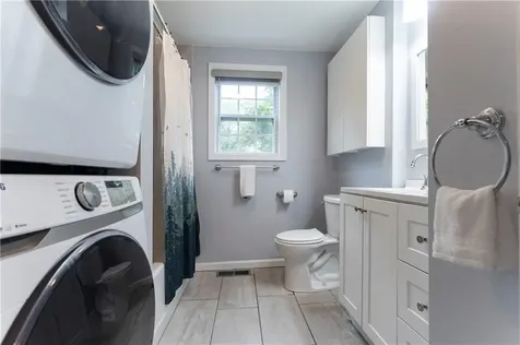 319 Arlington Avenue Warwick RI 02889