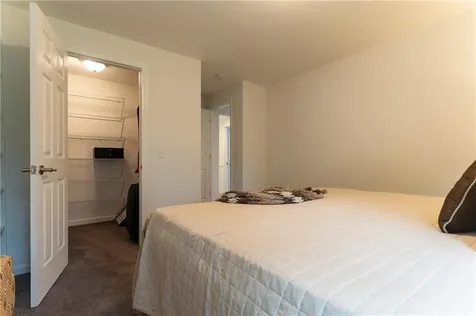 319 Arlington Avenue Warwick RI 02889