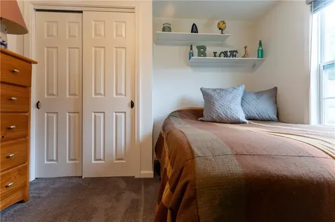 319 Arlington Avenue Warwick RI 02889