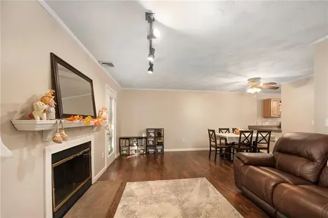 1603 Plainfield Pike Johnston RI 02919