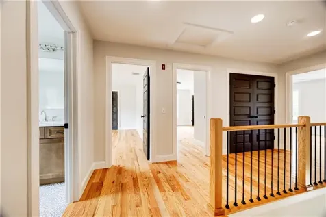 212 Street Louis Avenue Woonsocket RI 02895