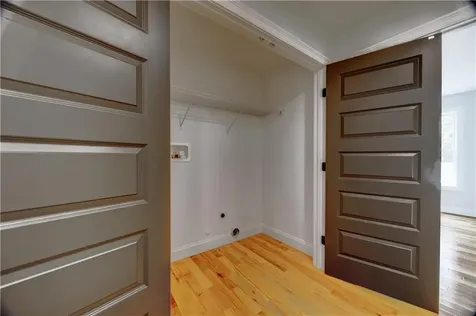 212 Street Louis Avenue Woonsocket RI 02895