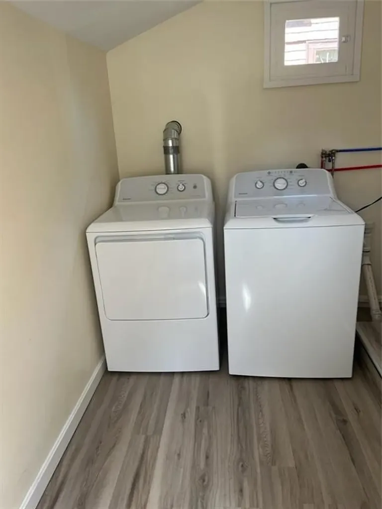1333 Narragansett Boulevard Cranston RI 02905
