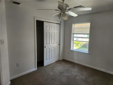 81 Bayview Avenue Bristol RI 02809