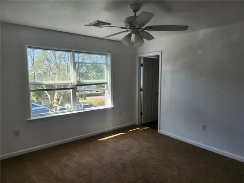 81 Bayview Avenue Bristol RI 02809