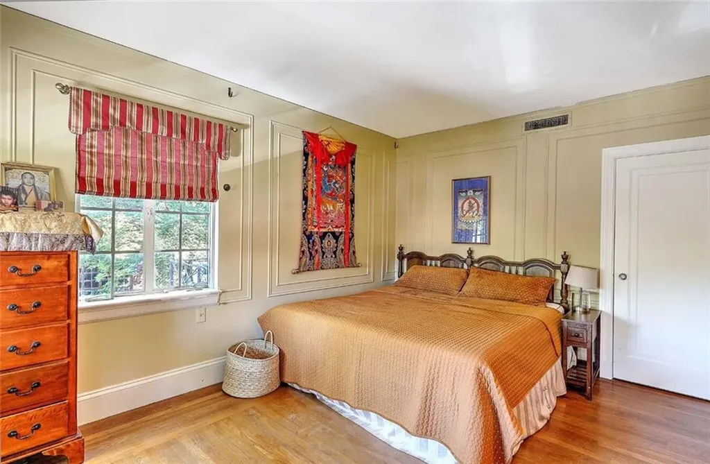 160 Slater Avenue Providence RI 02906