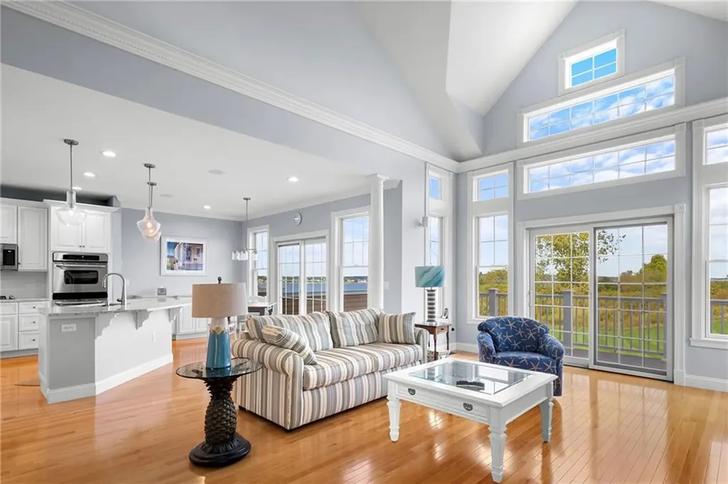 87 Waters Edge Tiverton RI 02878