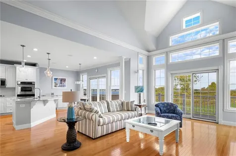 87 Waters Edge Tiverton RI 02878