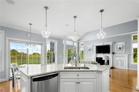 87 Waters Edge Tiverton RI 02878