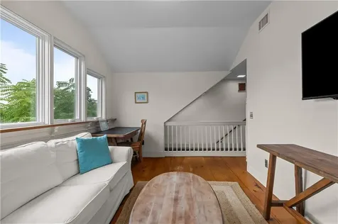 44 Bradford Street Bristol RI 02809