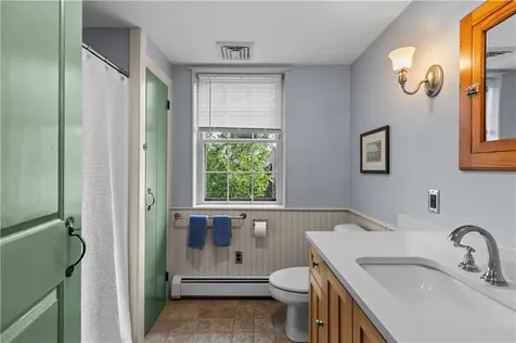 44 Bradford Street Bristol RI 02809