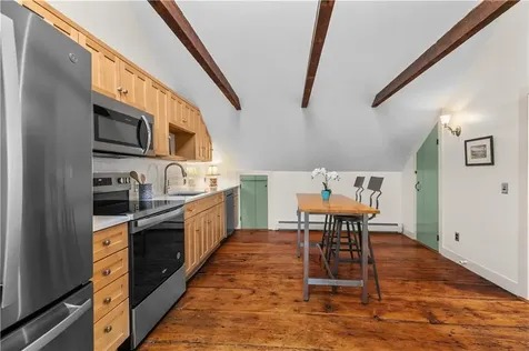 44 Bradford Street Bristol RI 02809