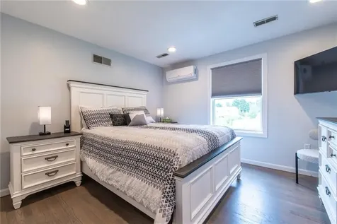 2 Bristol Road Narragansett RI 02882