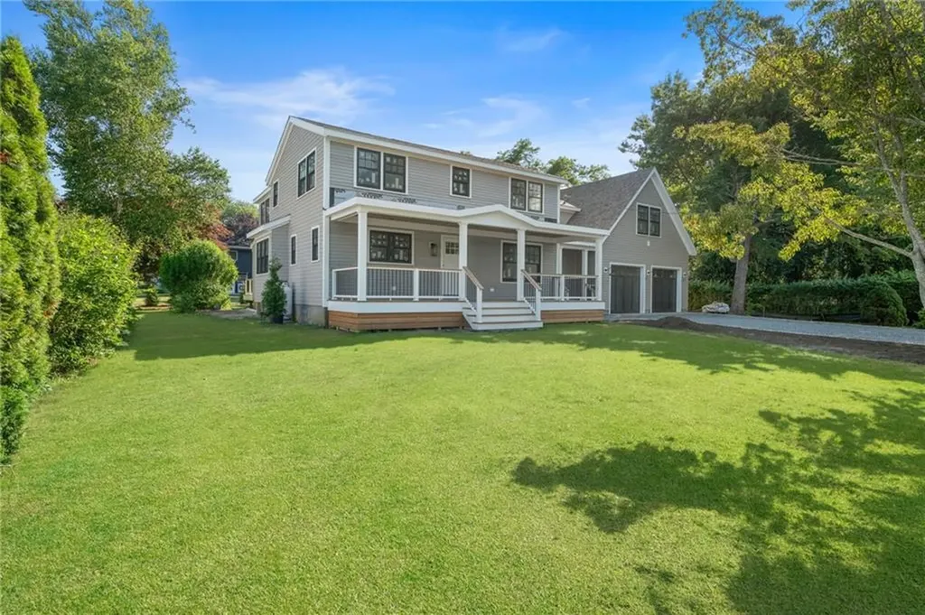26 Westmoreland Street Narragansett RI 02882