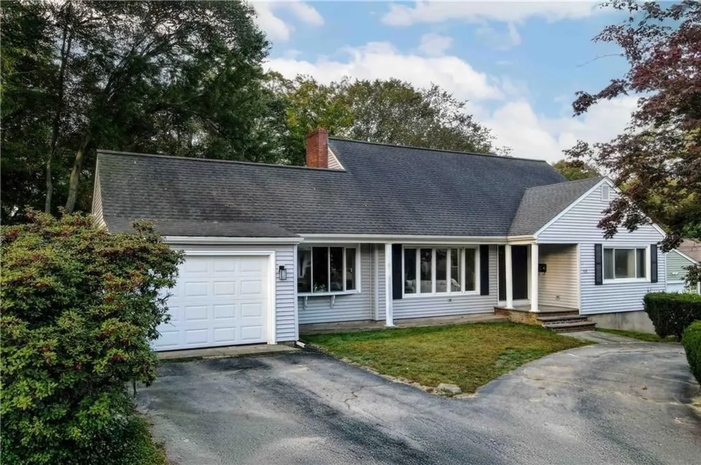 18 Doyle Drive North Providence RI 02911