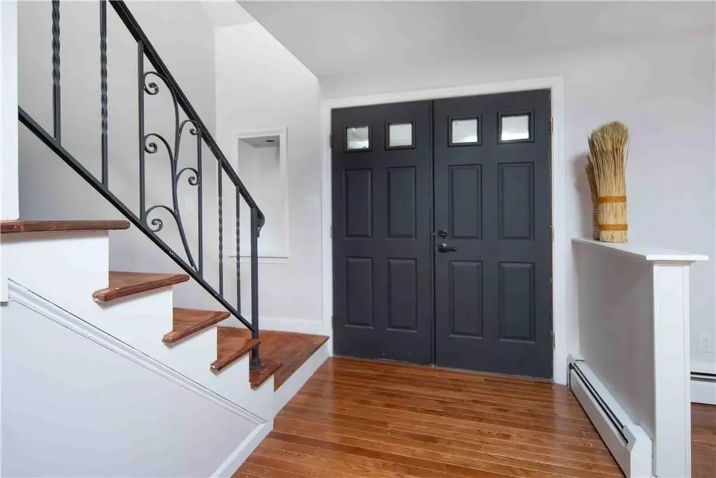 18 Doyle Drive North Providence RI 02911