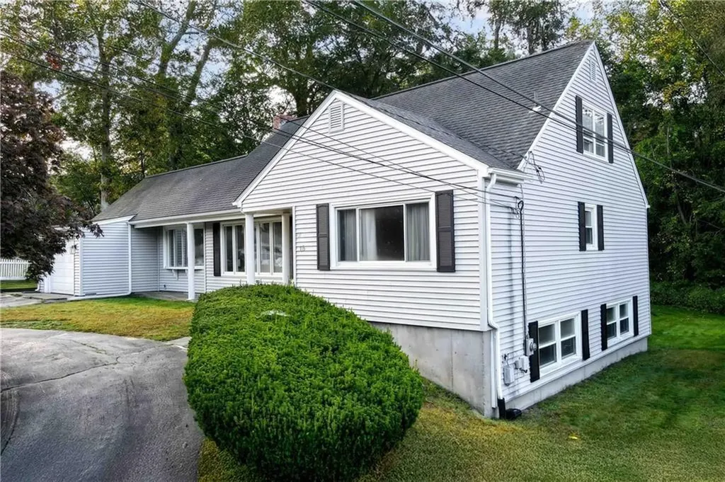 18 Doyle Drive North Providence RI 02911