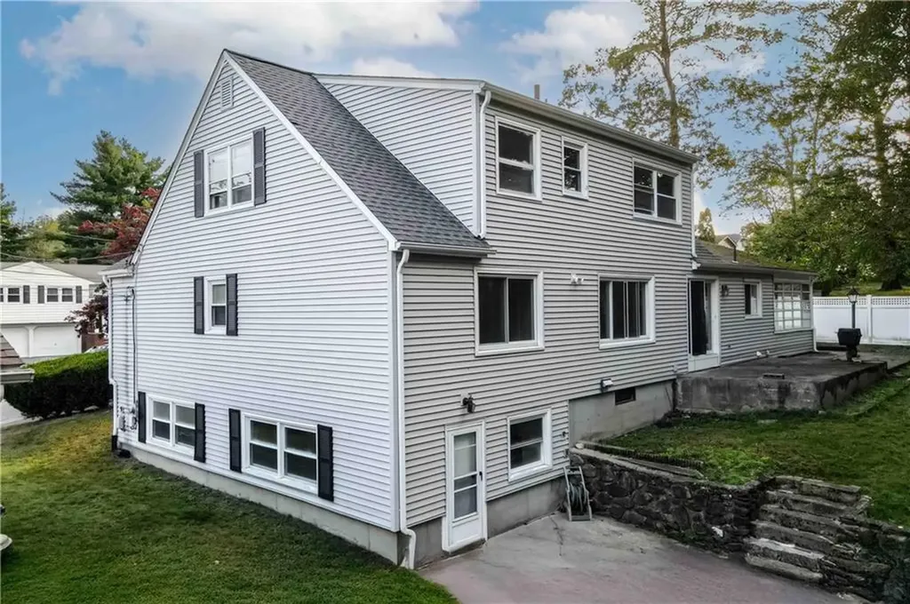 18 Doyle Drive North Providence RI 02911