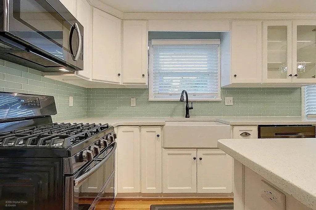 133 Merritt Avenue Tiverton RI 02878