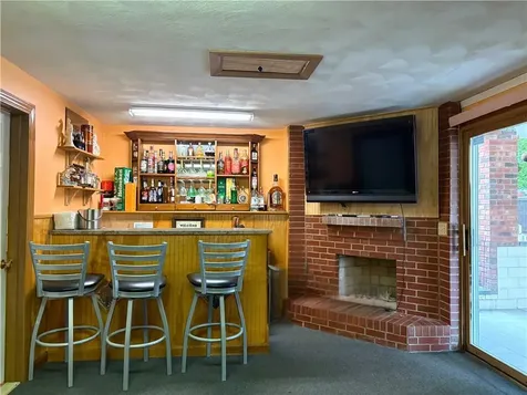 16 Tremont Street North Providence RI 02904