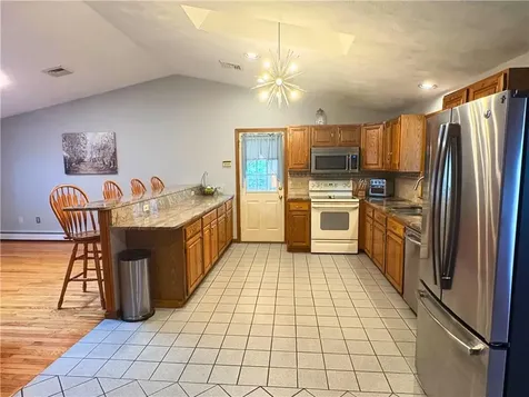 16 Tremont Street North Providence RI 02904